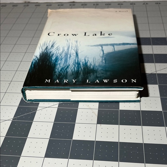 Crow Lake by Mary Lawson Novel - Picture 4 of 8